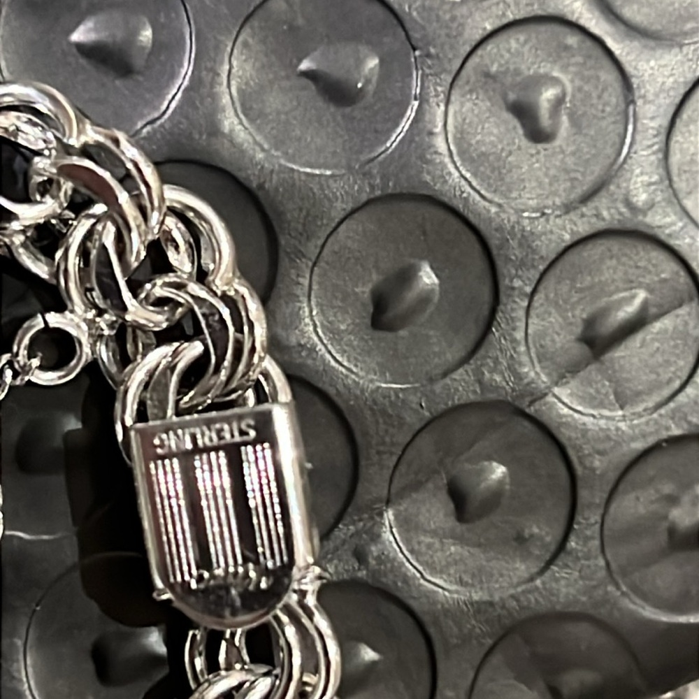 Vintage Intricate Silver Charm Bracelet  Sterling Silver J105 - Picture 2 of 7